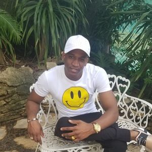 Meet your Posher, Pedro pablo